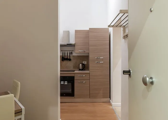 Appartement Guesthost - Elegant Flat Prati & Ottaviano Ma *