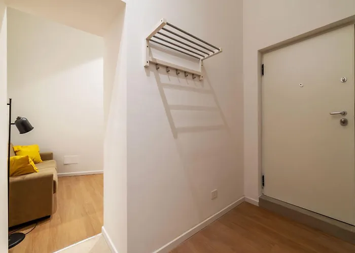 Guesthost - Elegant Flat Prati & Ottaviano Ma Rome