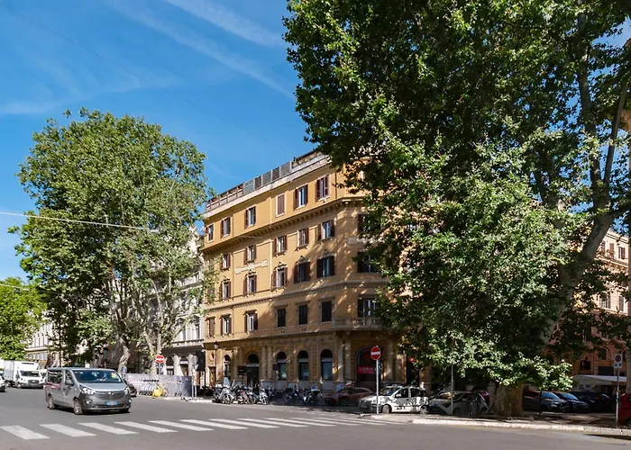 Guesthost - Elegant Flat Prati & Ottaviano Ma Appartement Rome